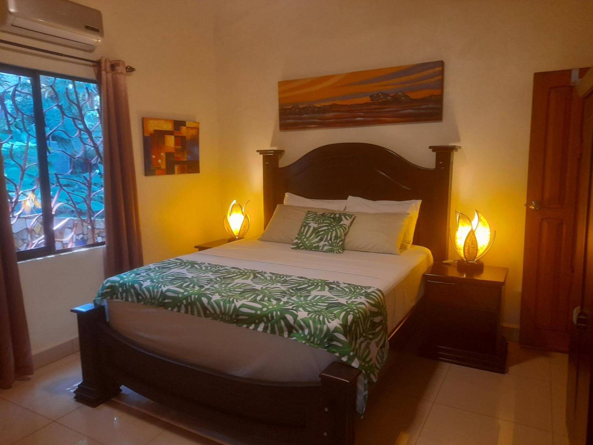 Coyaba Tropical Elegant Adult Guesthouse Manuel Antonio Dış mekan fotoğraf